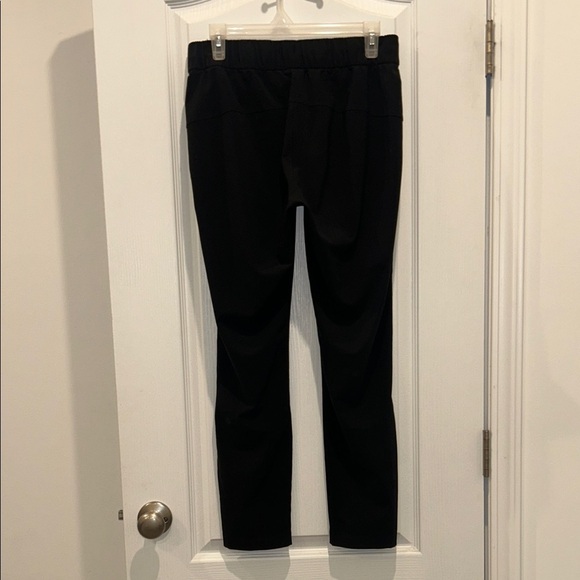 Lululemon Women’s On The Fly Pant, Size 6 - Picture 3 of 8